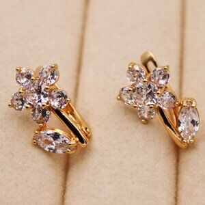 18K Yellow Gold Filled Flower Leaf White Diamond Zircon Earrings Gorgeous Gift